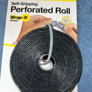 Wrap-It Self-Gripping Perforated Roll